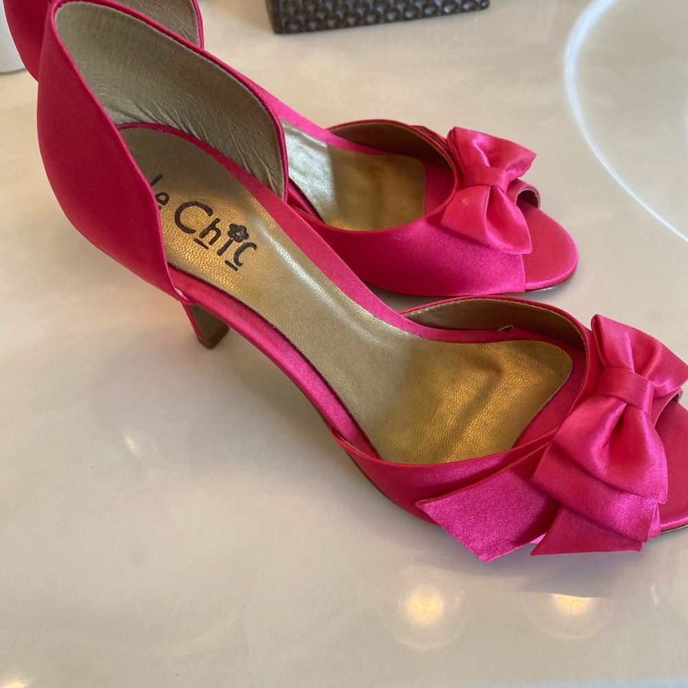 Pink heels - Picture 2 of 2